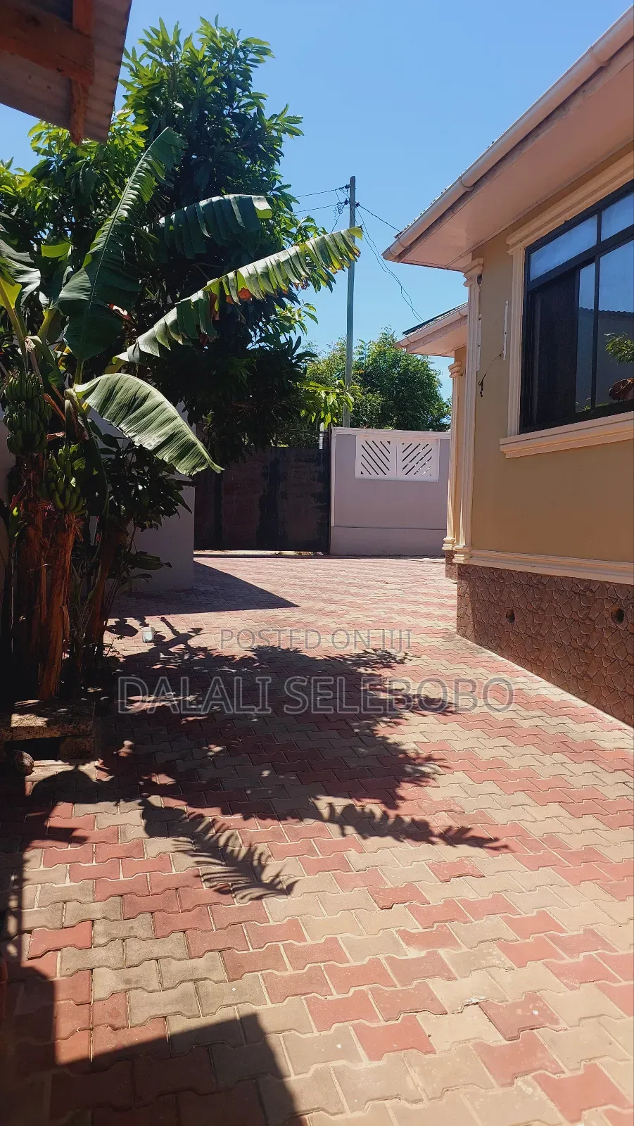 3bdrm Bungalow in Boko Basihaya, Bunju for sale