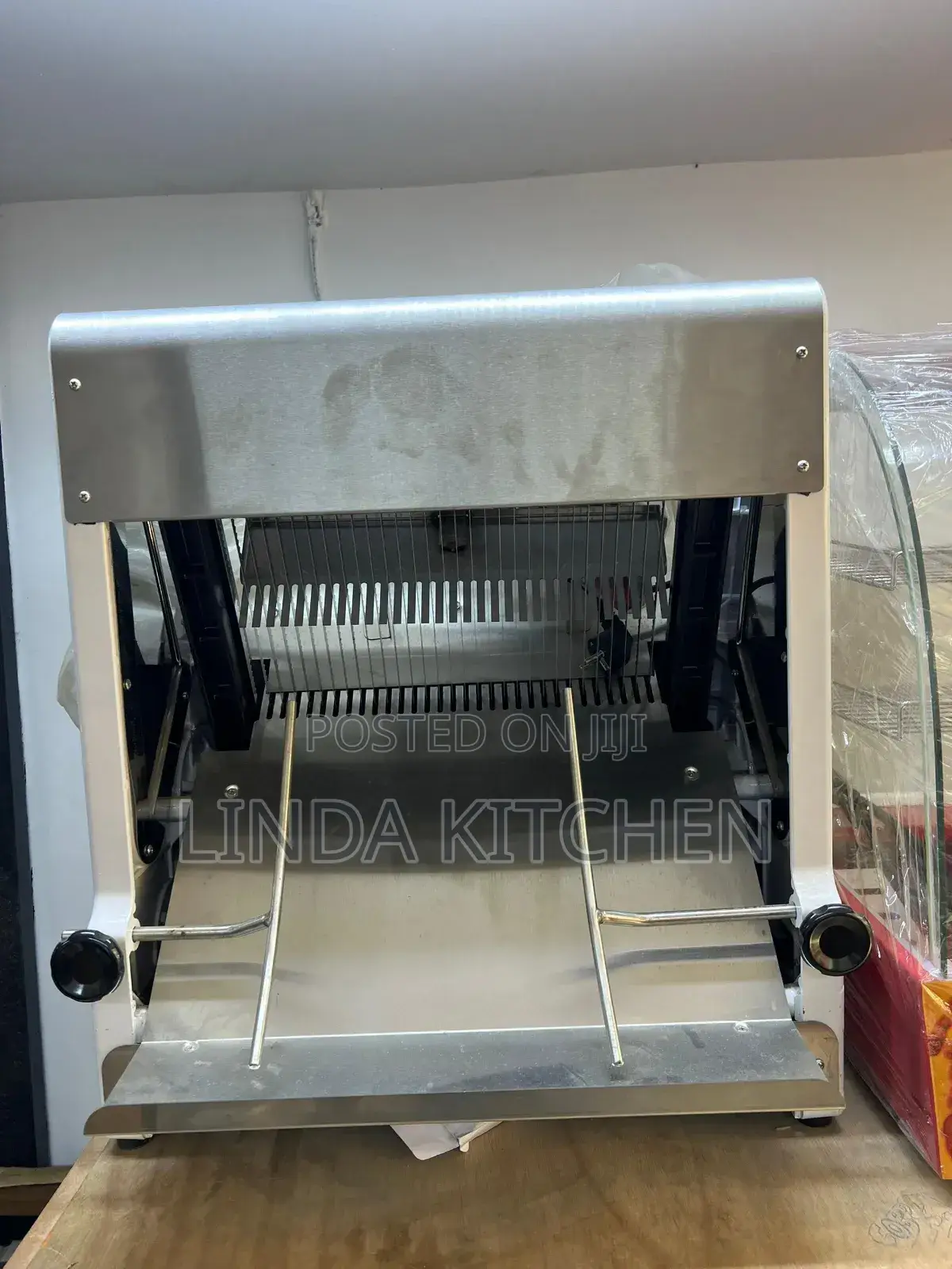 Automatic Bread Slicer Machine
