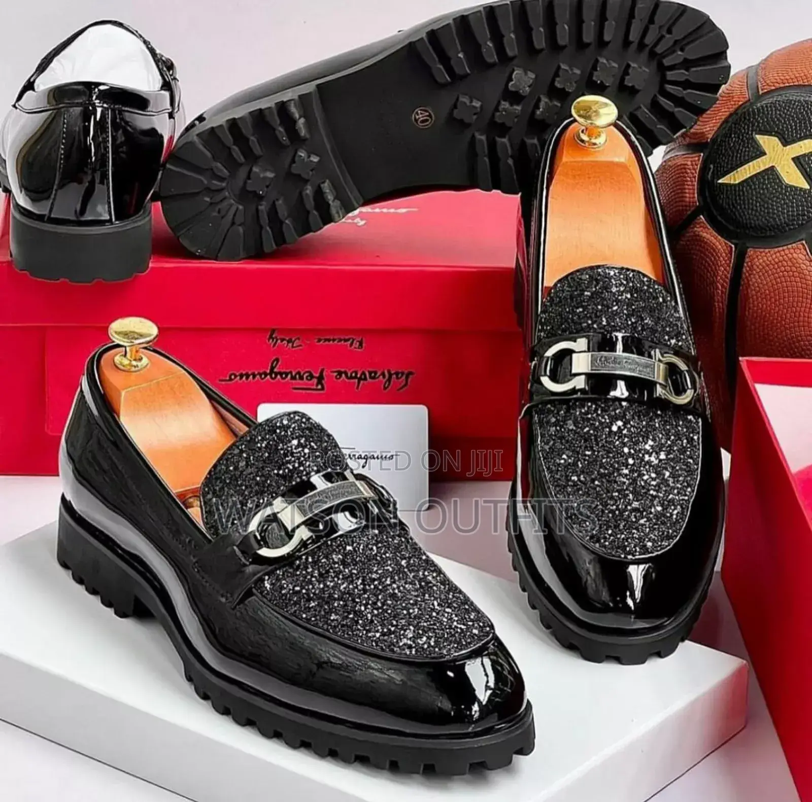 Multiple Brand Footwears Like Cr7,Salvatore Ferragamo
