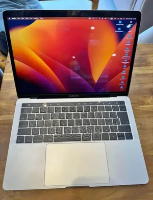 Laptop Apple MacBook Pro 2017 16GB Intel Core I7 SSD 1T