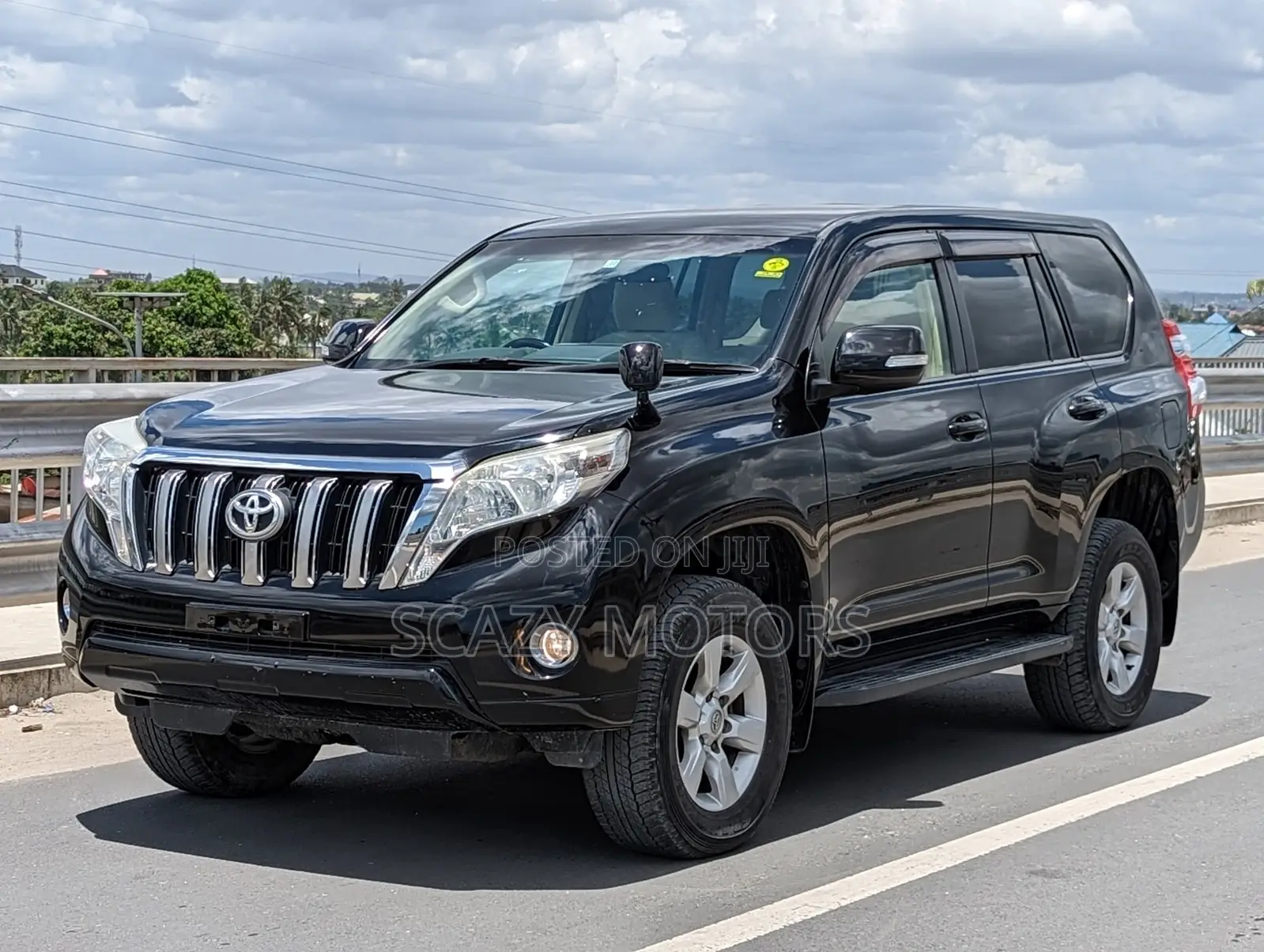 Toyota Land Cruiser Prado 2013 Black