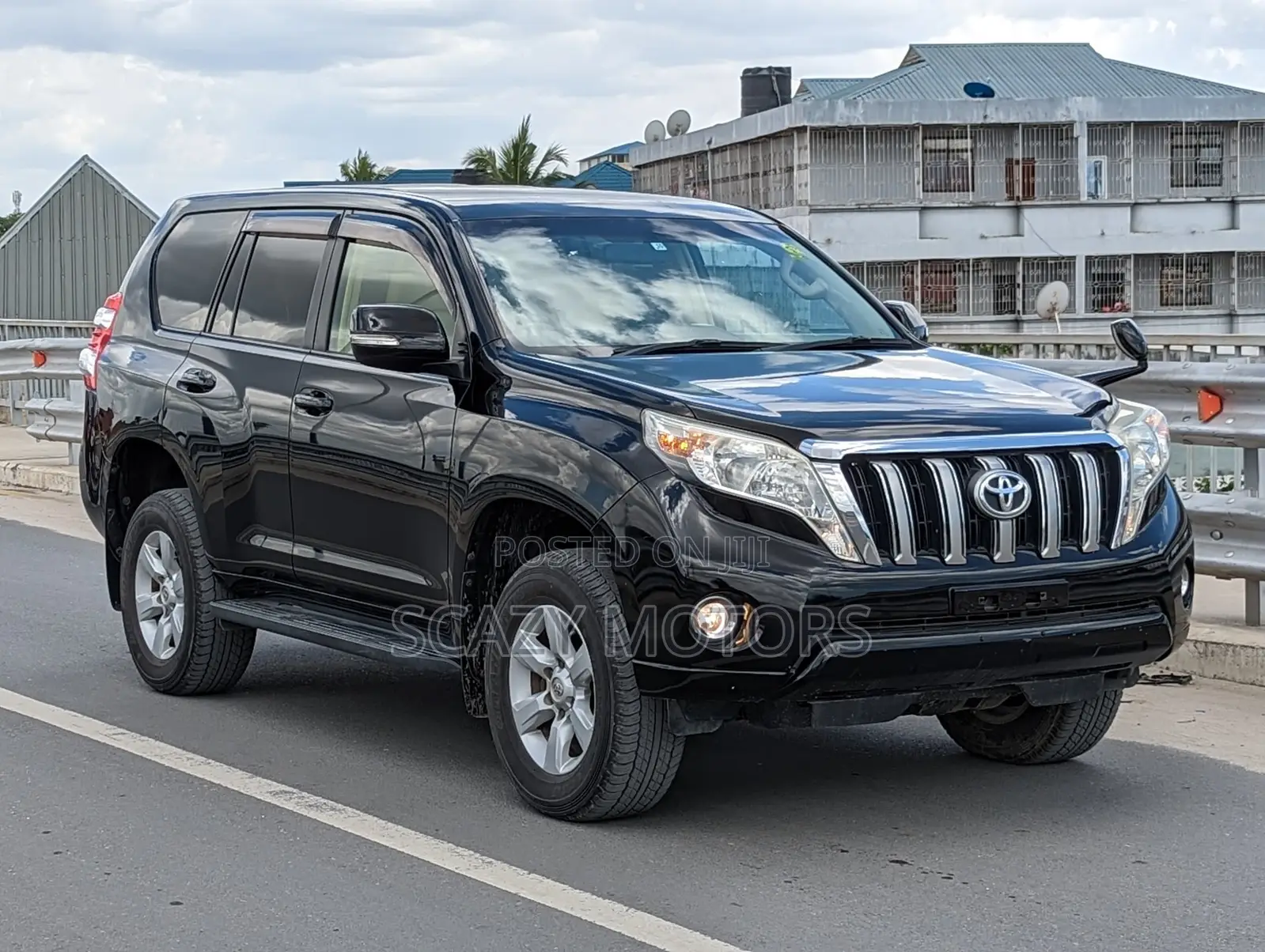 Toyota Land Cruiser Prado 2013 Black