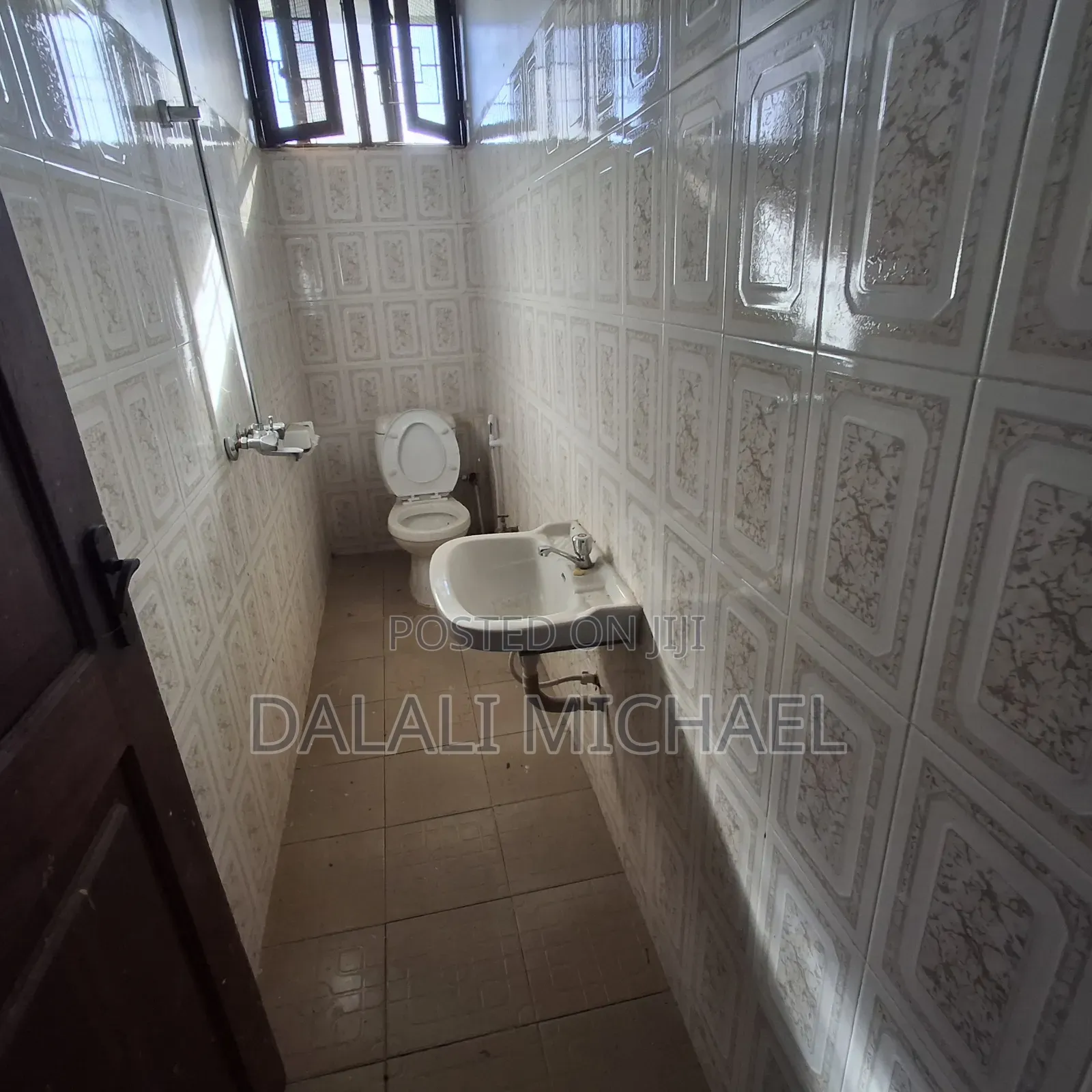 6bdrm House in Mbweni Jkt for sale