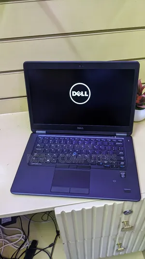 Laptop Dell Latitude 14 E7470 8GB Intel Core I5 HDD 500GB