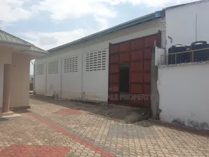 Godown for Rent With 4 House at Mingoi Bagamoyo