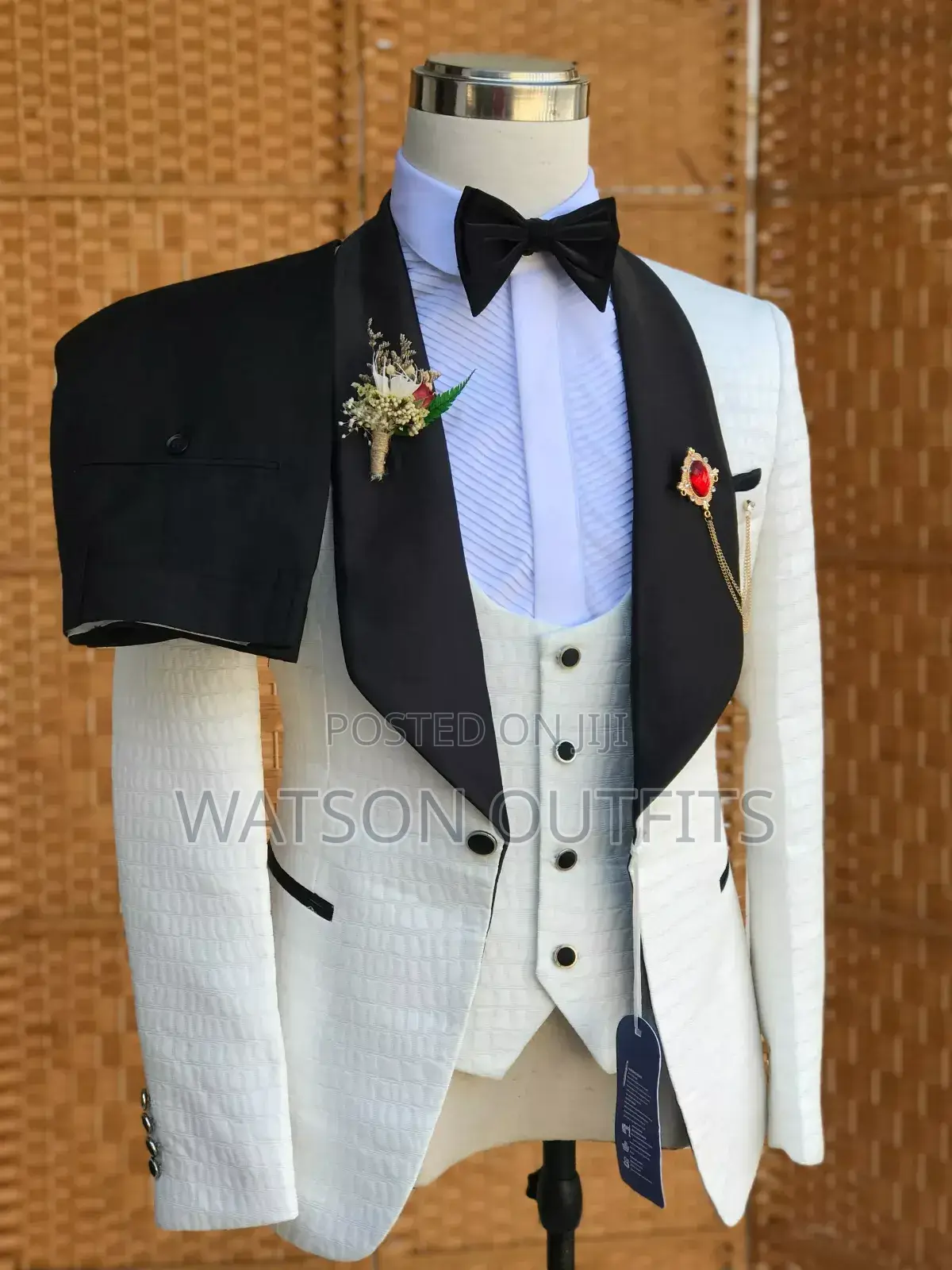 Attractive and Smart Turkey Suits