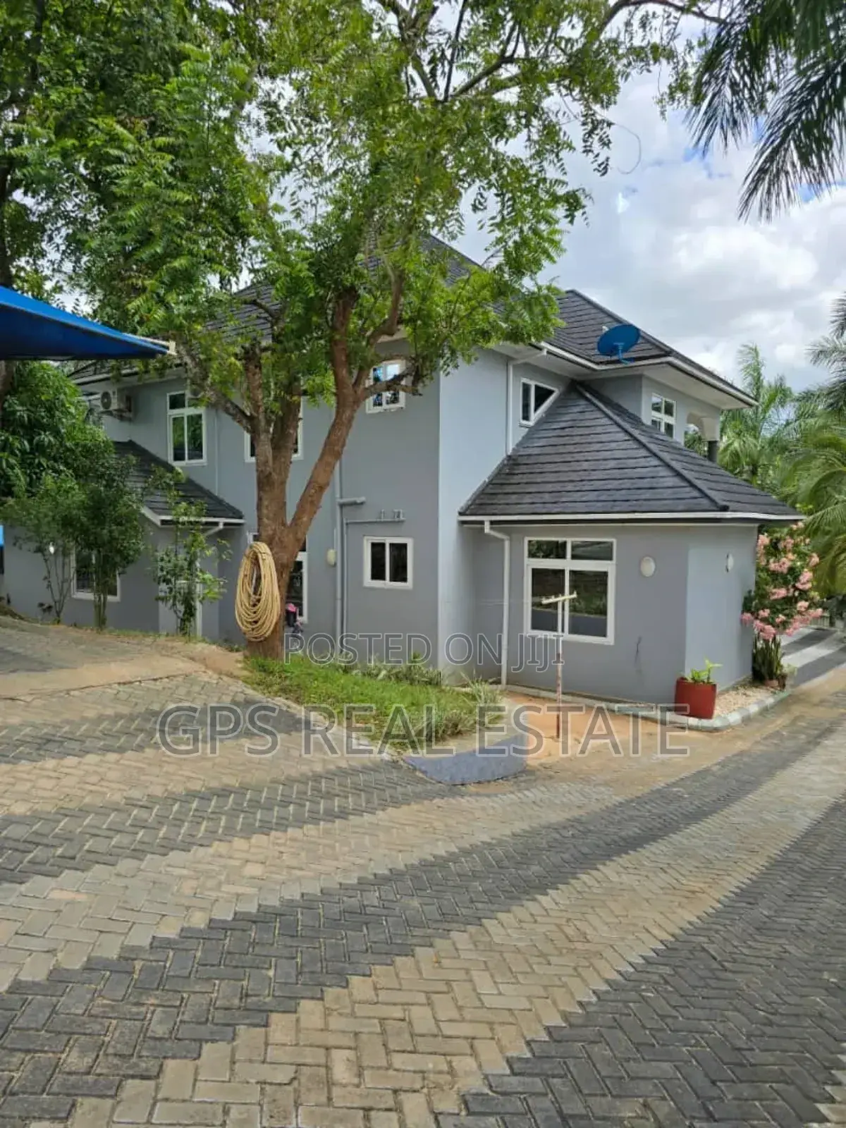 5bdrm House in Kimara Korogwe, Kinondoni for sale