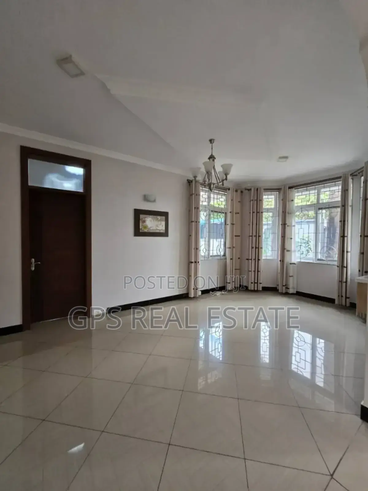 5bdrm House in Kimara Korogwe, Kinondoni for sale