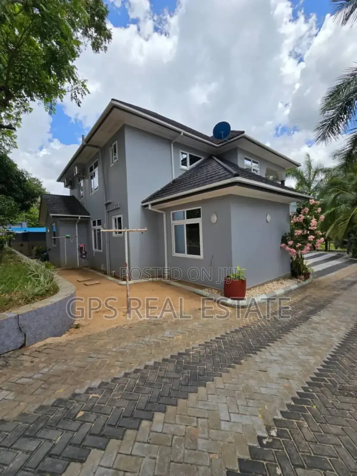 5bdrm House in Kimara Korogwe, Kinondoni for sale