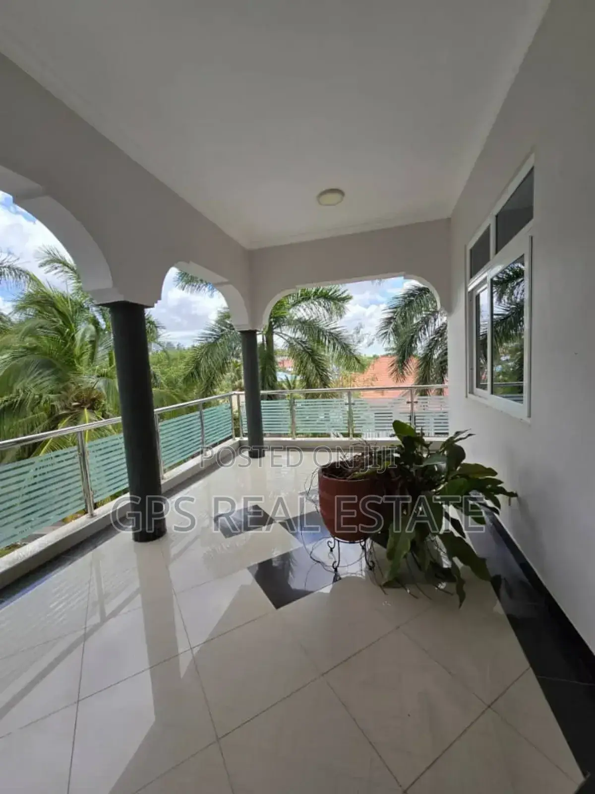 5bdrm House in Kimara Korogwe, Kinondoni for sale