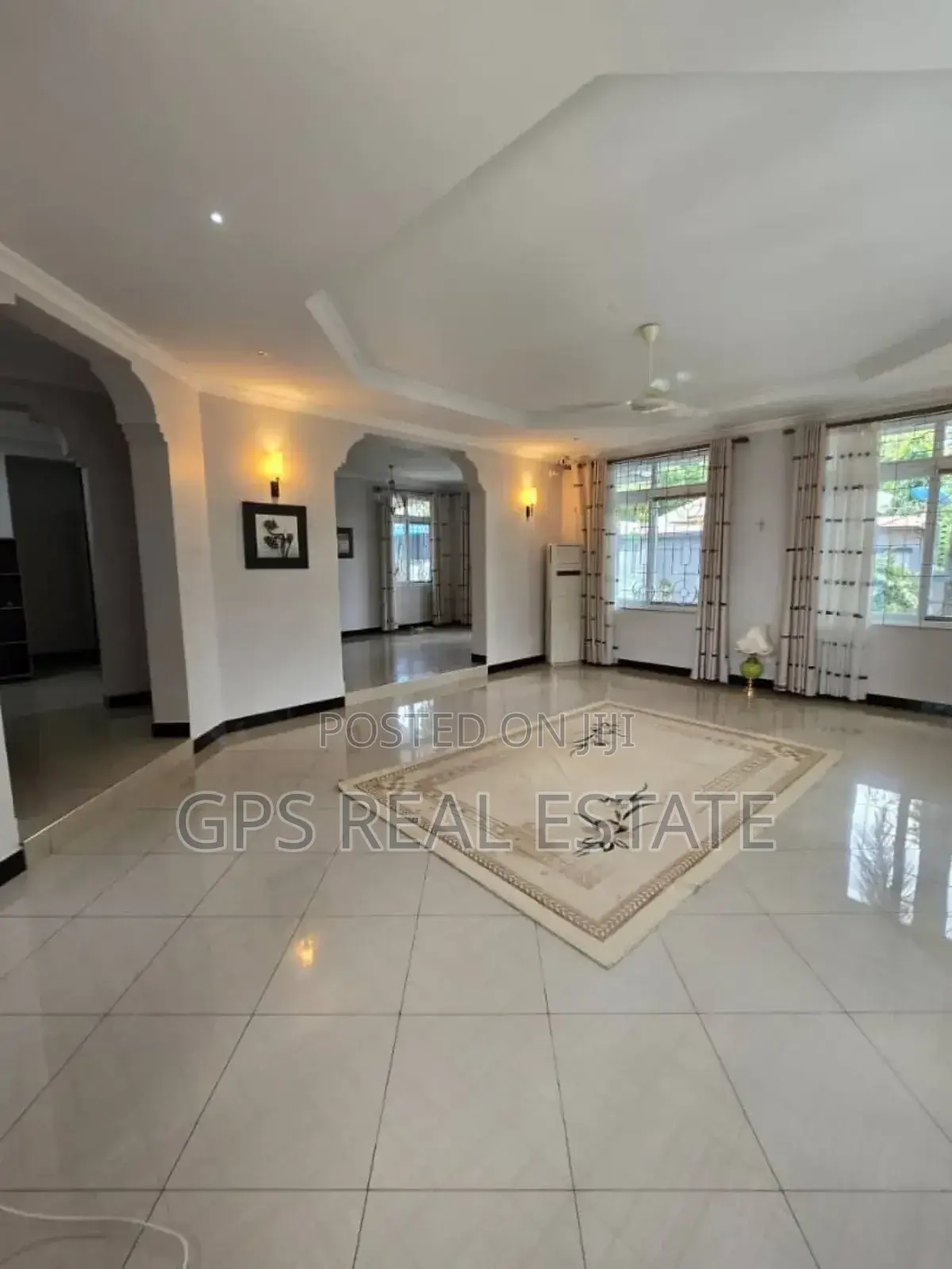 5bdrm House in Kimara Korogwe, Kinondoni for sale