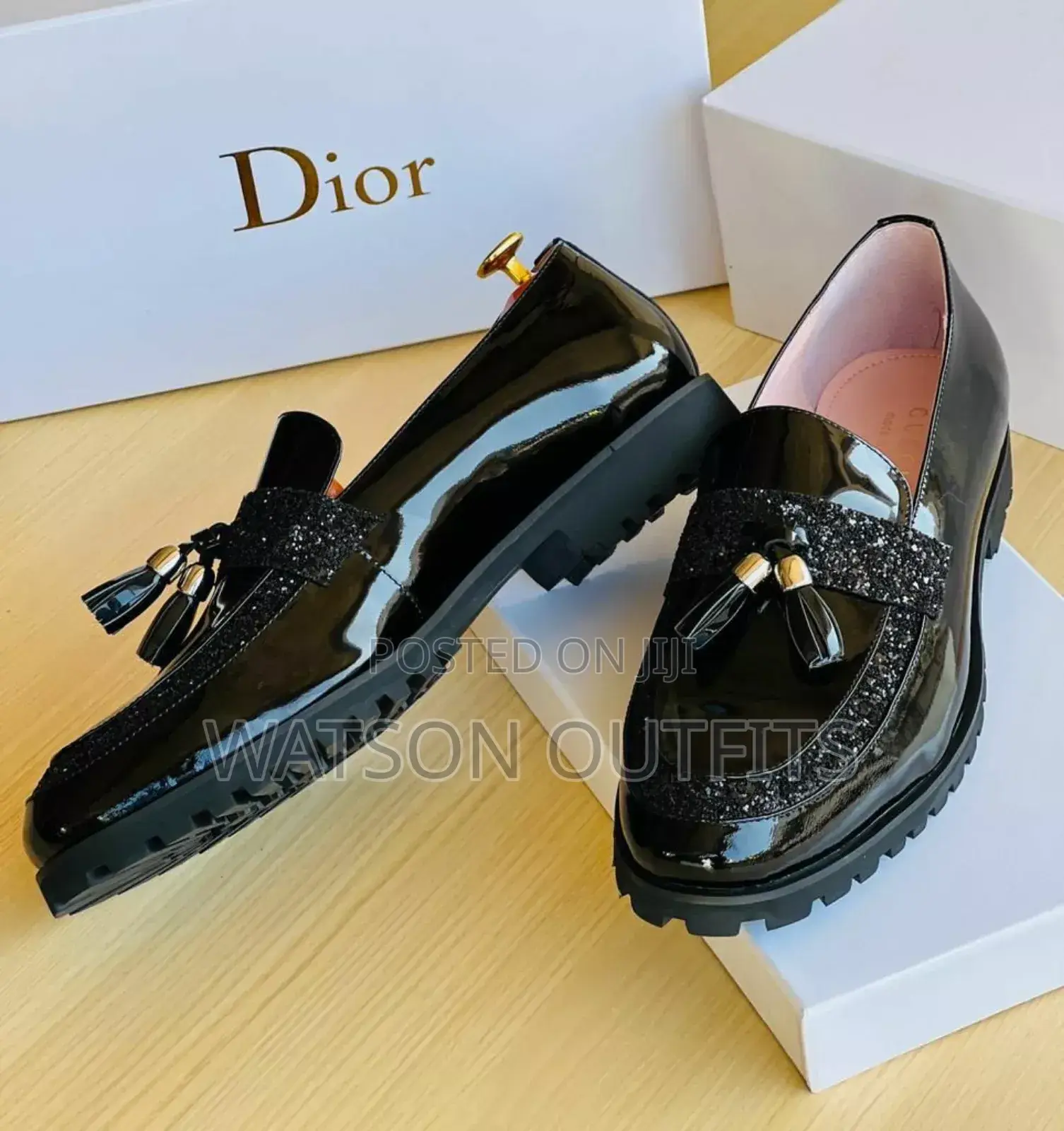Viatu Vya Chapa Ya Dior Na Paul Smith