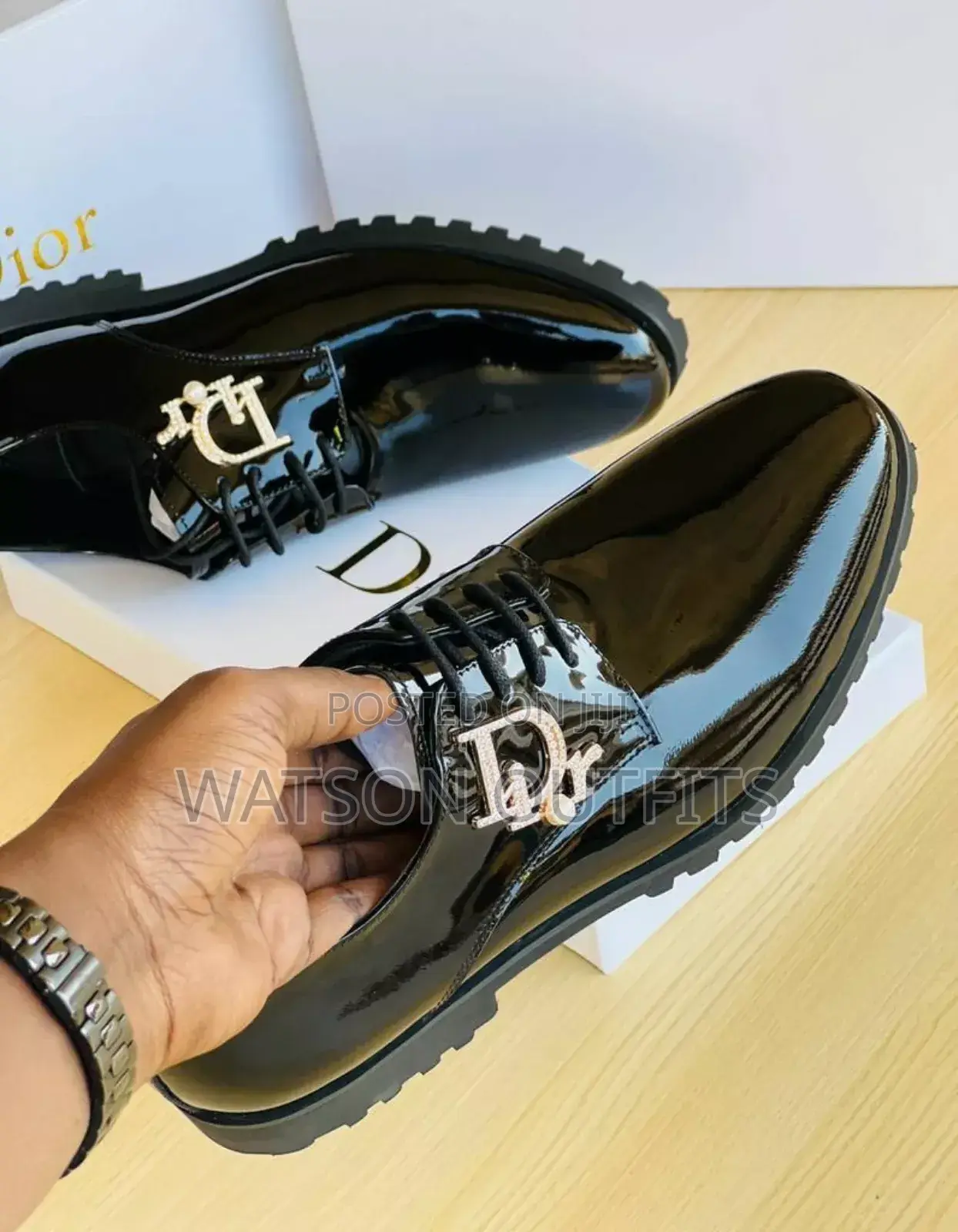 Viatu Vya Chapa Ya Dior Na Paul Smith