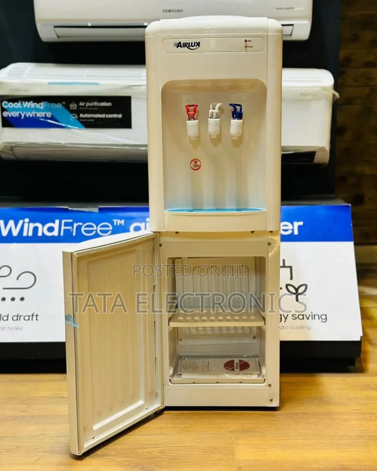 Airlux Water Dispenses
