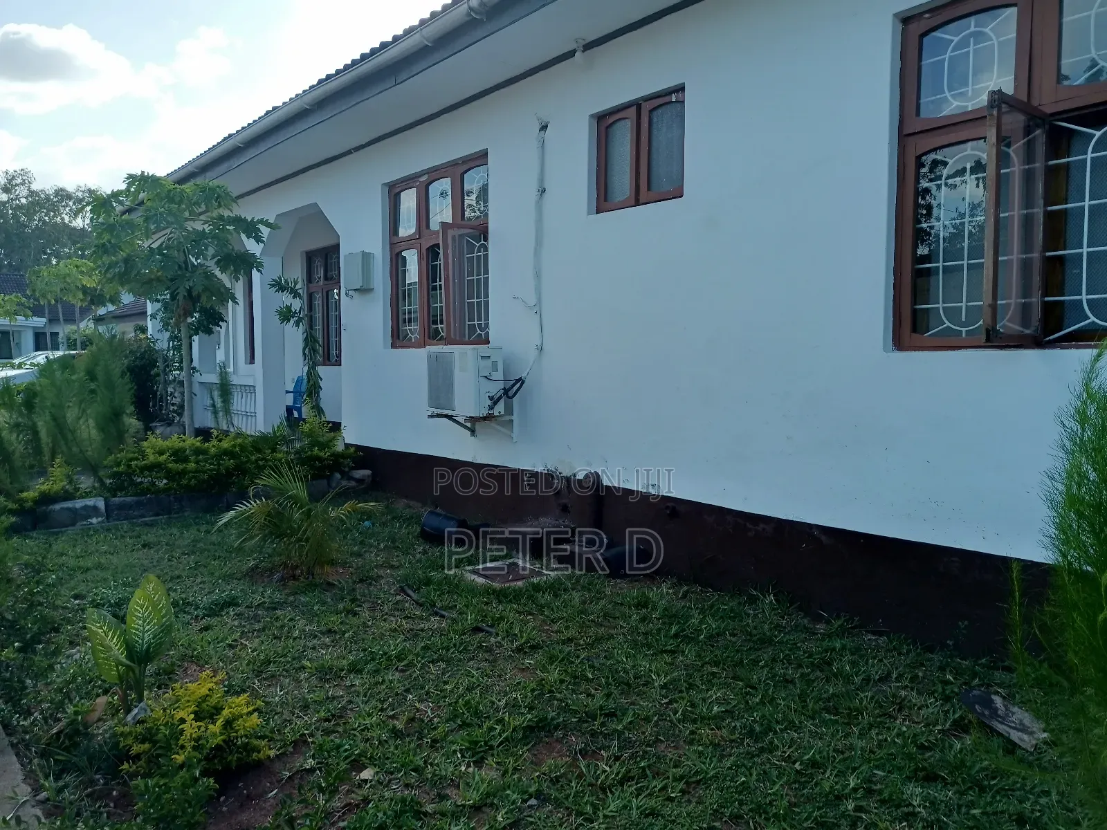 3bdrm Apartment in Mikocheni for rent