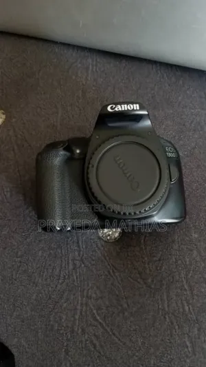 Canon EOS 1200