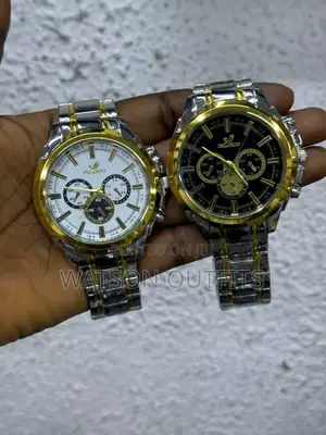 Analogy and Digital Watches