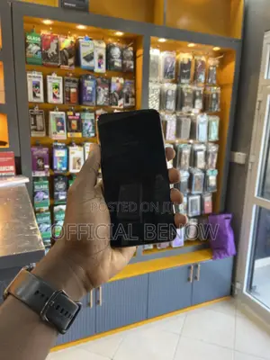Apple iPhone XS Max 64 GB Gold