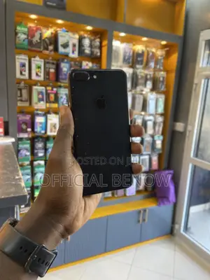Apple iPhone 7 Plus 32 GB Black