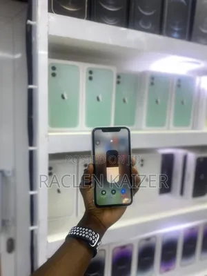 Apple iPhone XR 64 GB White
