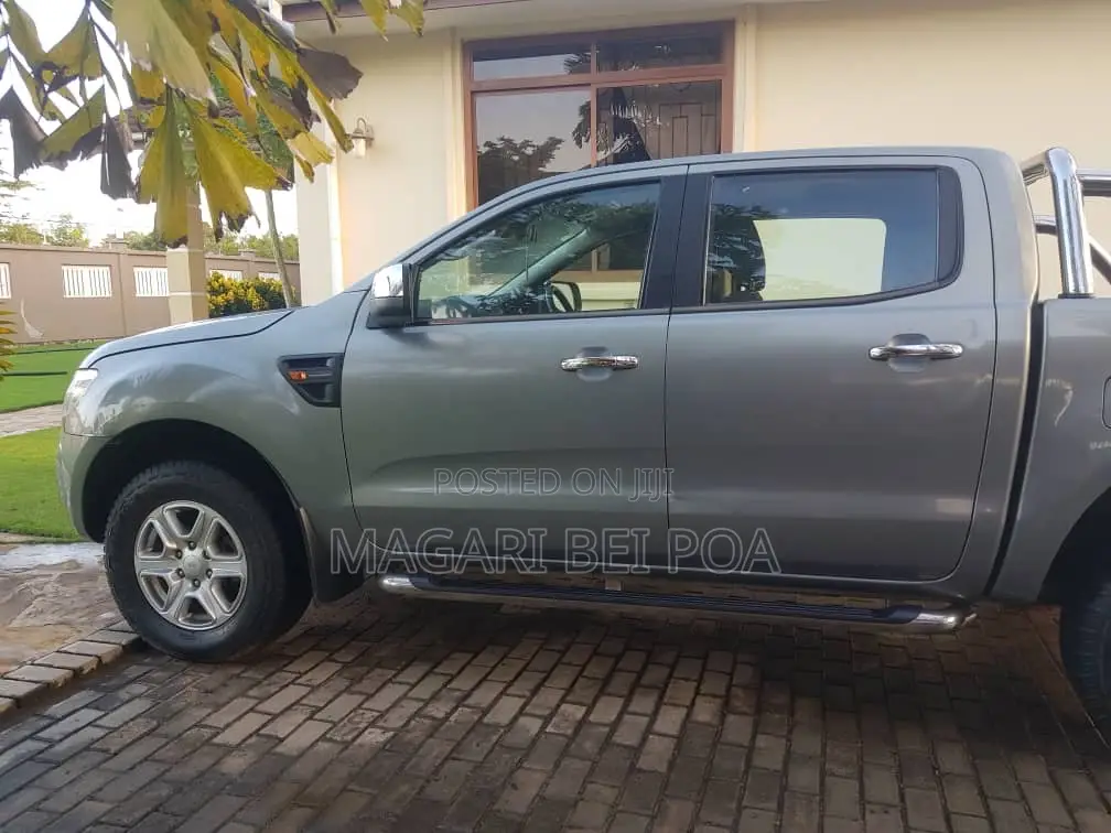 Ford Ranger Wildtrak 2013 Gray
