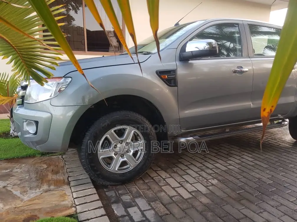 Ford Ranger Wildtrak 2013 Gray