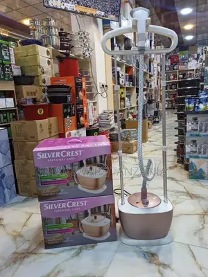 2000-watt Full-size Garment Steamer Built-in Ironing Board