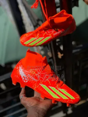 Mens Football Boots Six