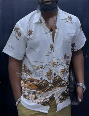 Shati Za Mikono Mifupi