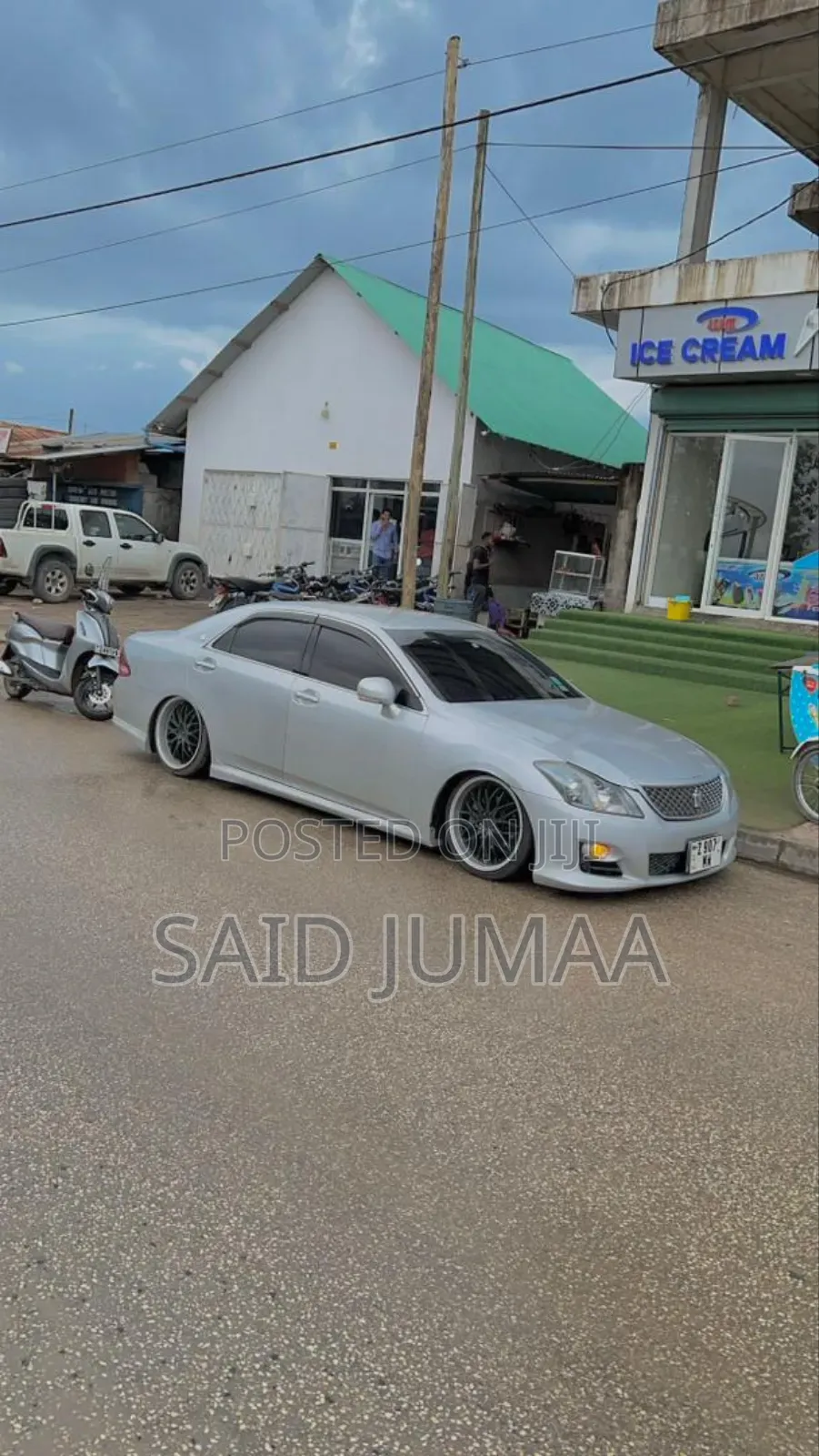 Toyota Crown 2010 Silver