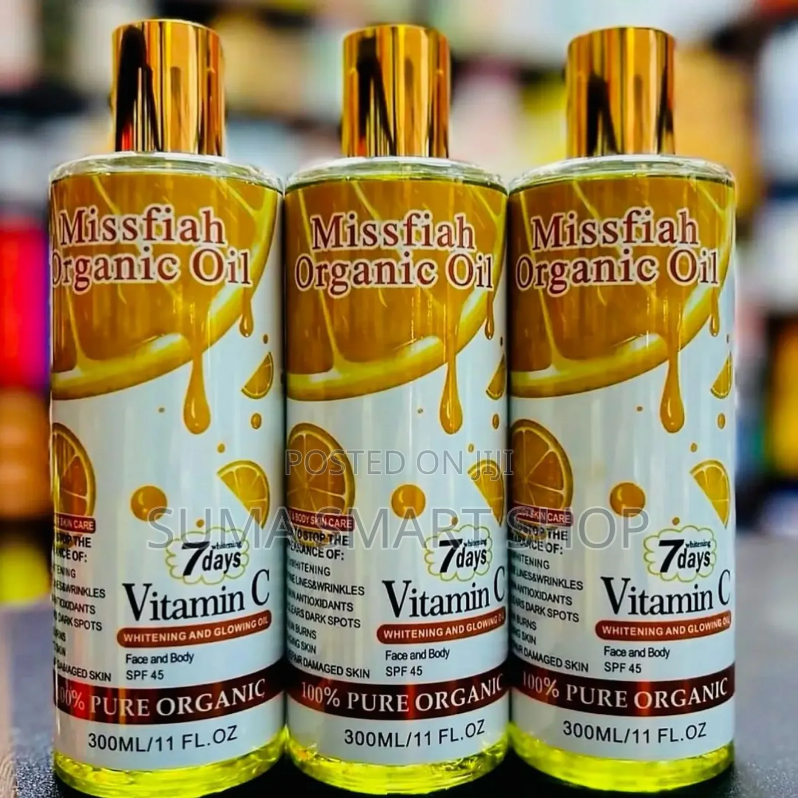 Missfiah Organic Vitamin C Oil .