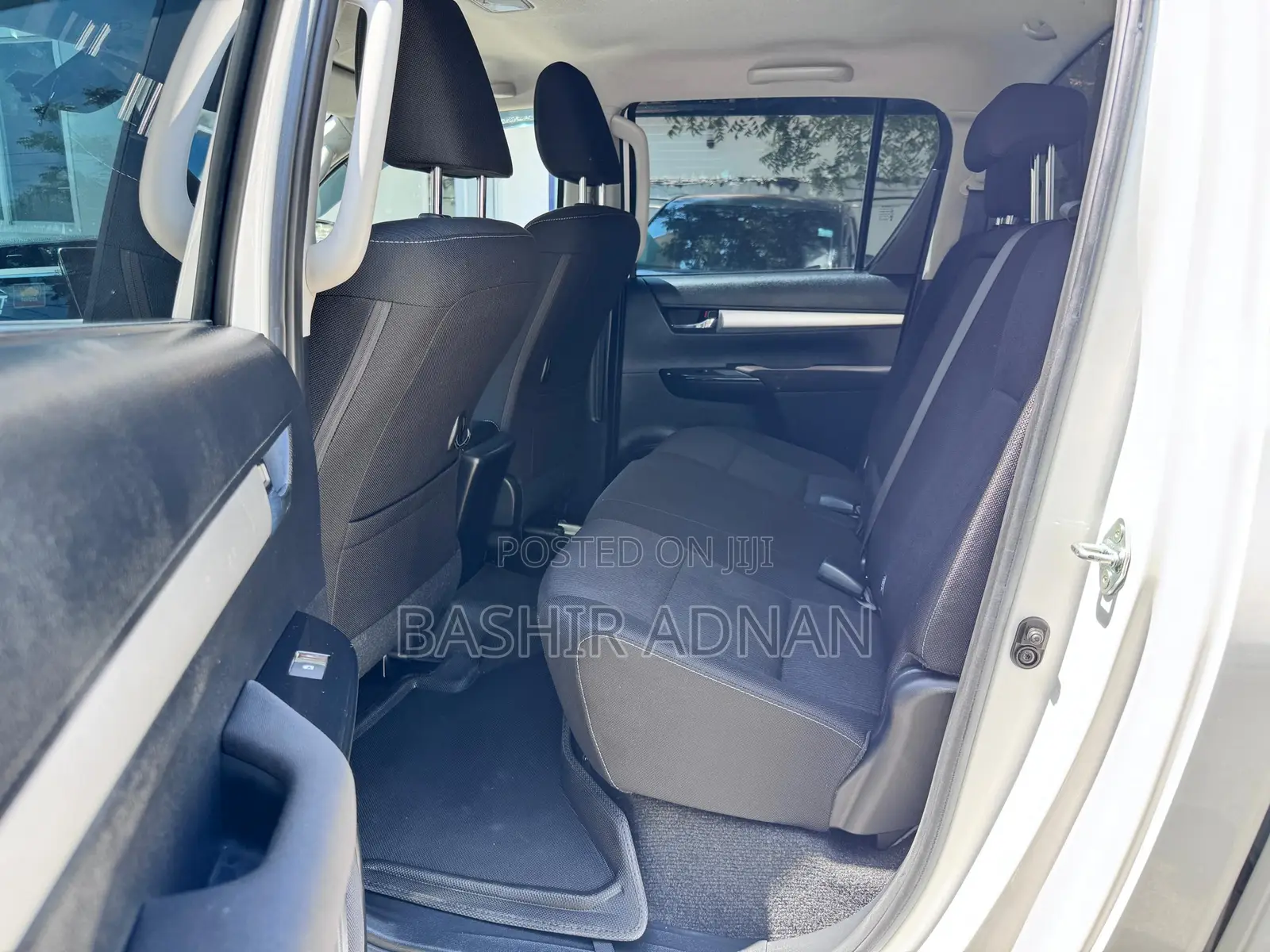 Toyota Hilux 2021 Off white
