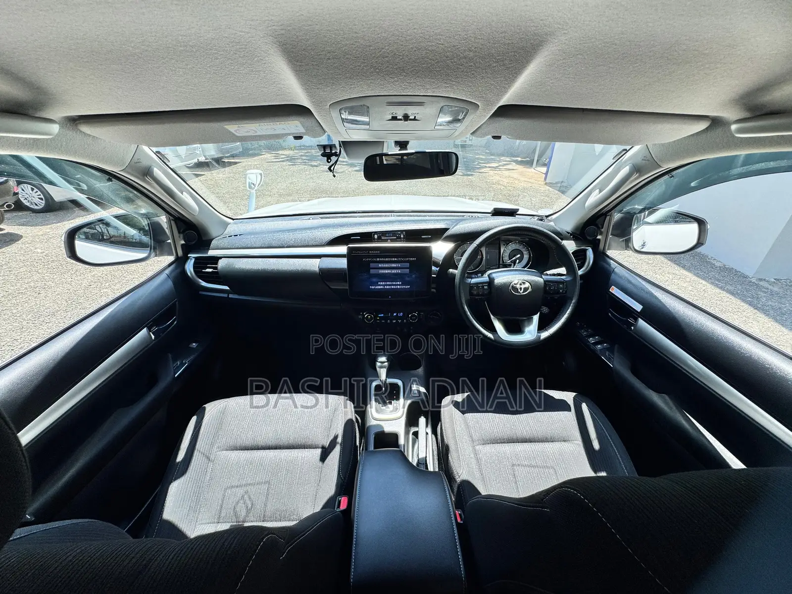 Toyota Hilux 2021 Off white