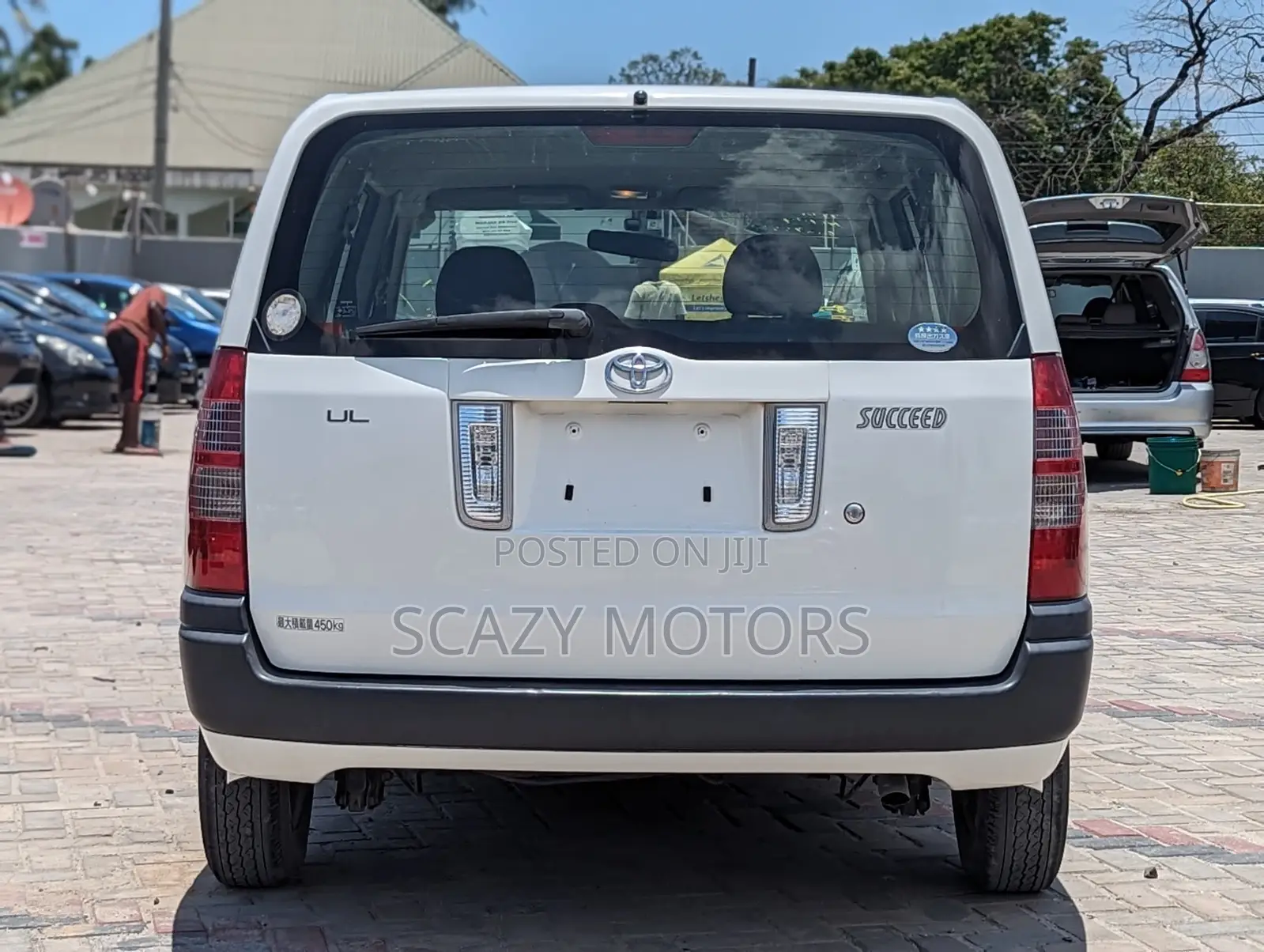 Toyota Succeed SV Premium 2014 Silver