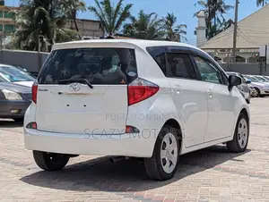 Toyota Ractis 2013 Off white