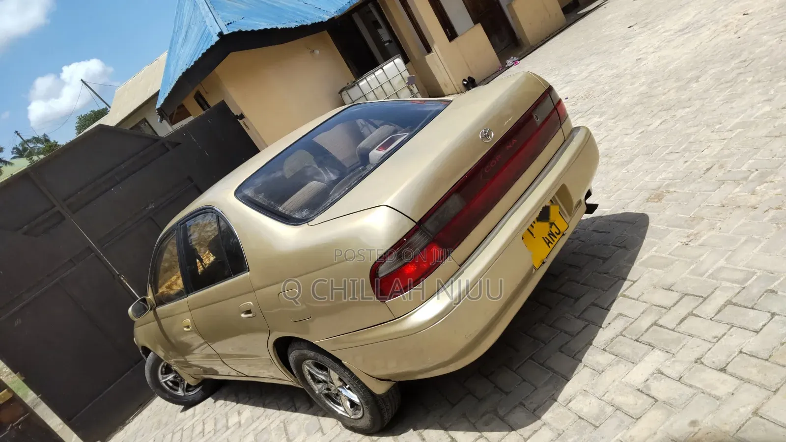 Toyota Corona Premio 2000 Gold