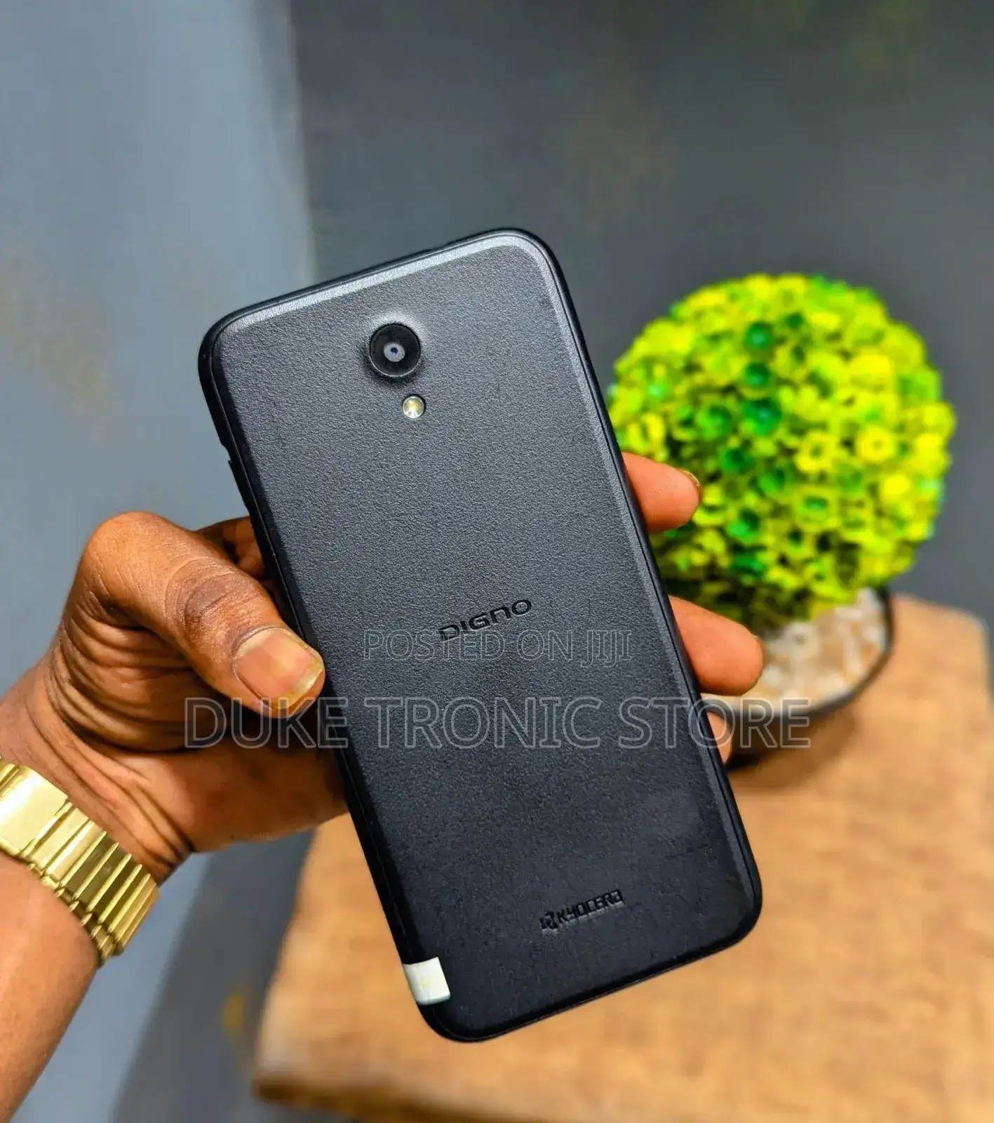 New Kyocera Digno A 32 GB Black