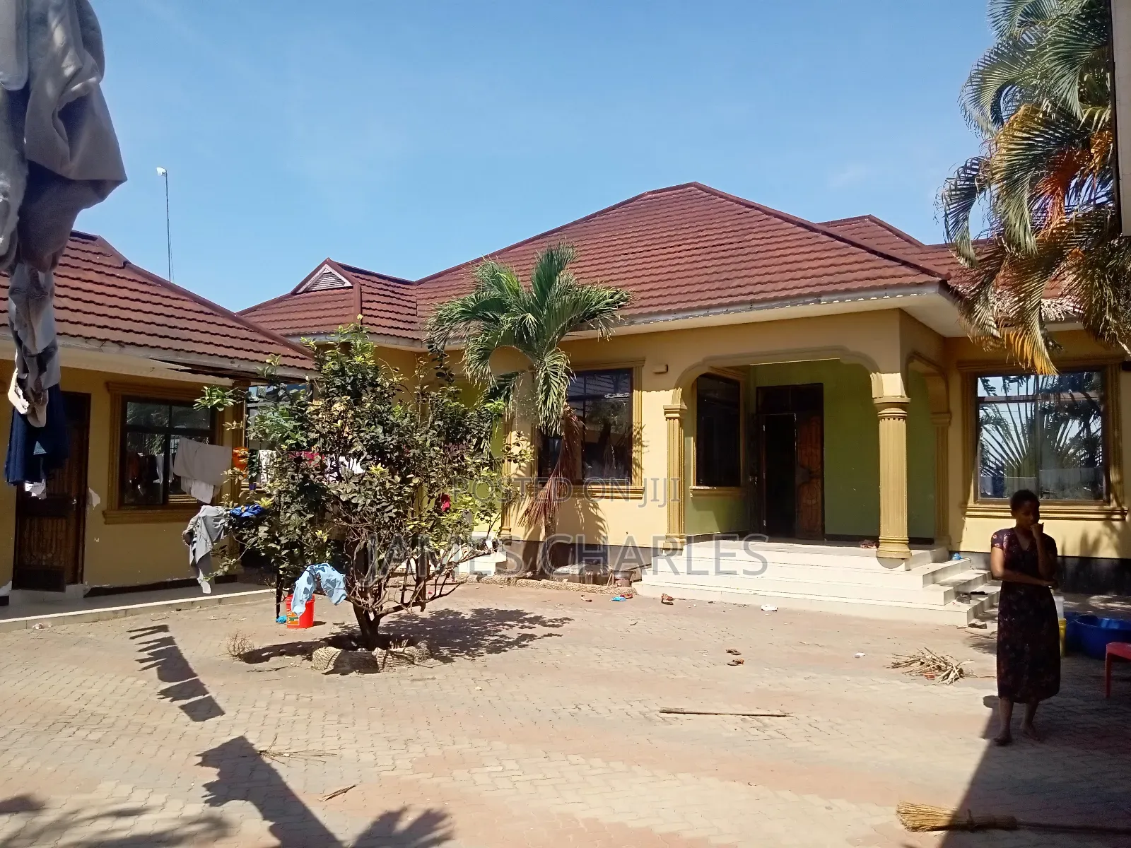 8bdrm House in Kinondoni Kibada, Kigamboni for sale