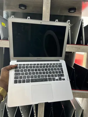 Laptop Apple MacBook Air 2015 8GB Intel Core I5 SSD 256GB