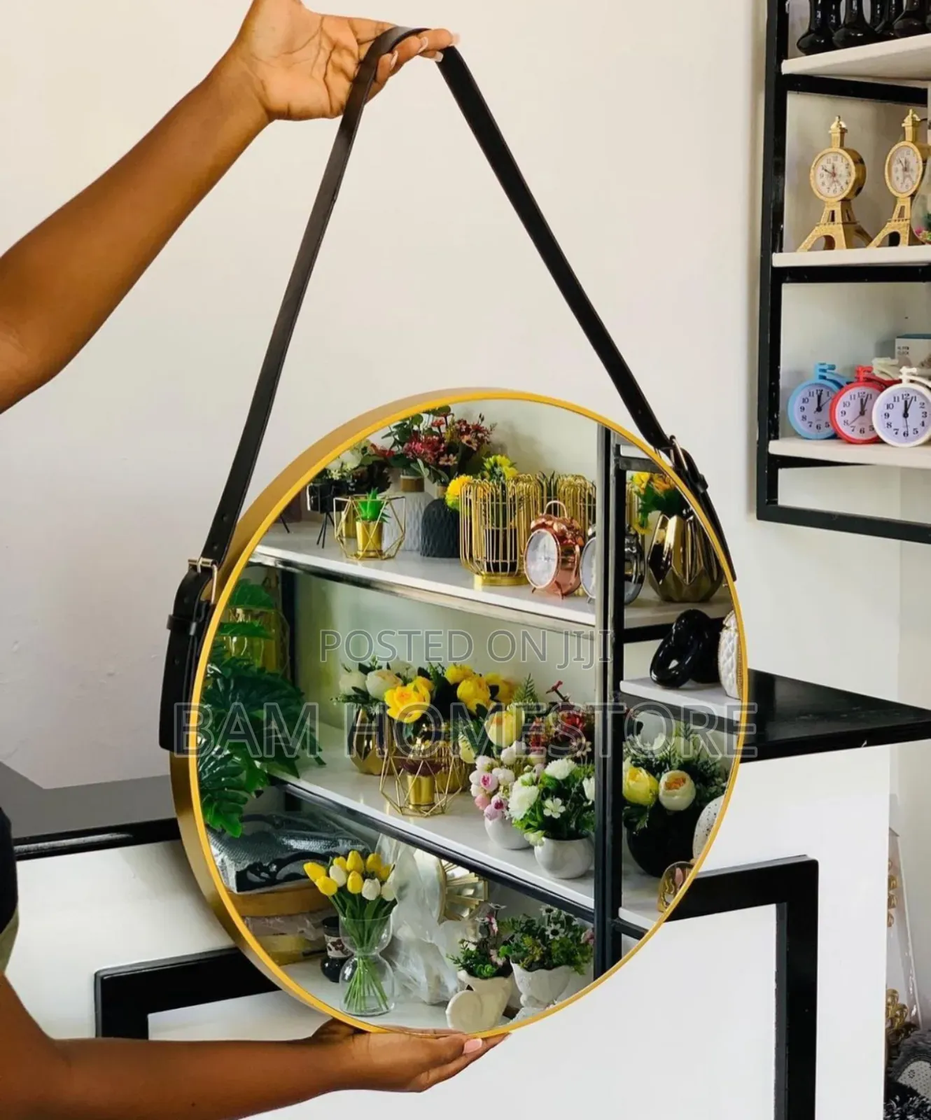 Round Hanging Mirrors