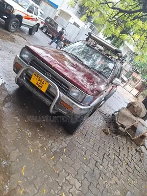 Toyota Hilux Surf 2005 Red
