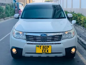 Subaru Forester 2010 White