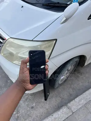 Apple iPhone X 64 GB Black