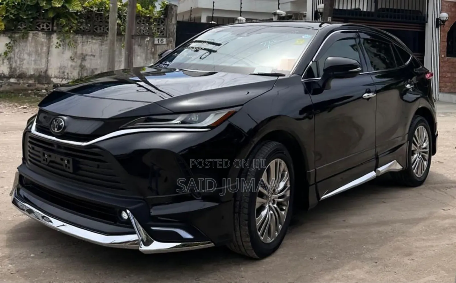 Toyota Harrier 2022 Black