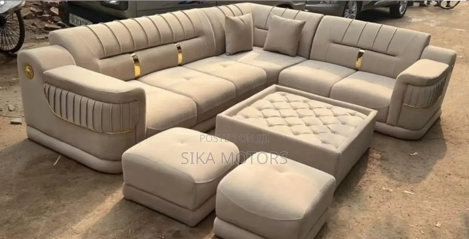 L_shaped Sofa Set With Coffee Table and Side Sitters