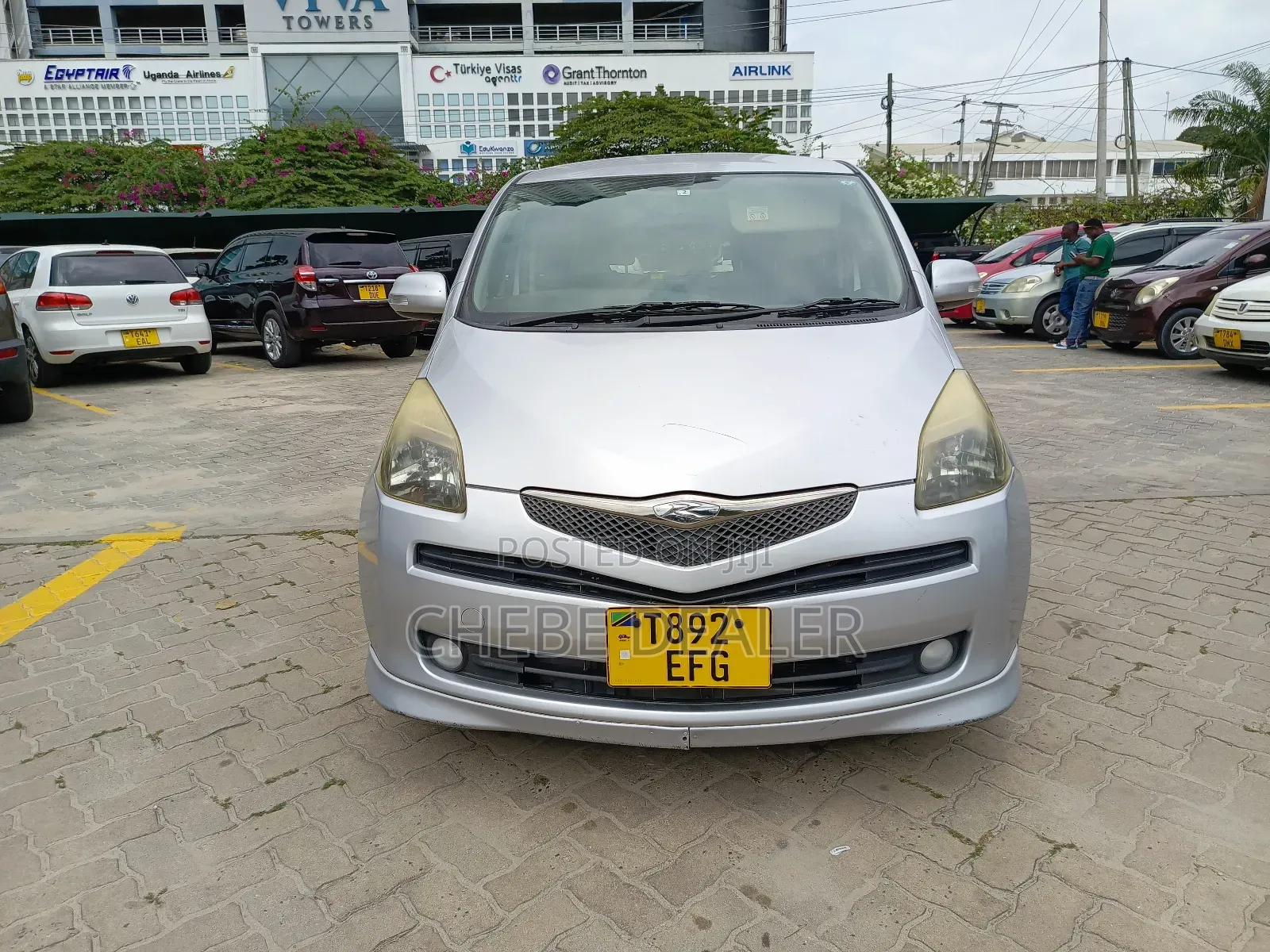 Toyota Ractis 1.5 AWD 2007 Silver