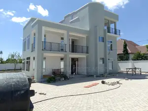 3bdrm Apartment in Mabwe Pande, Bunju for rent