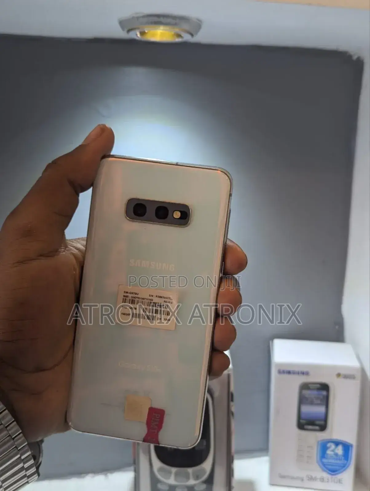 Samsung Galaxy S10e 128 GB White