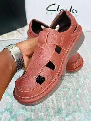 Full Box Leather Sandals