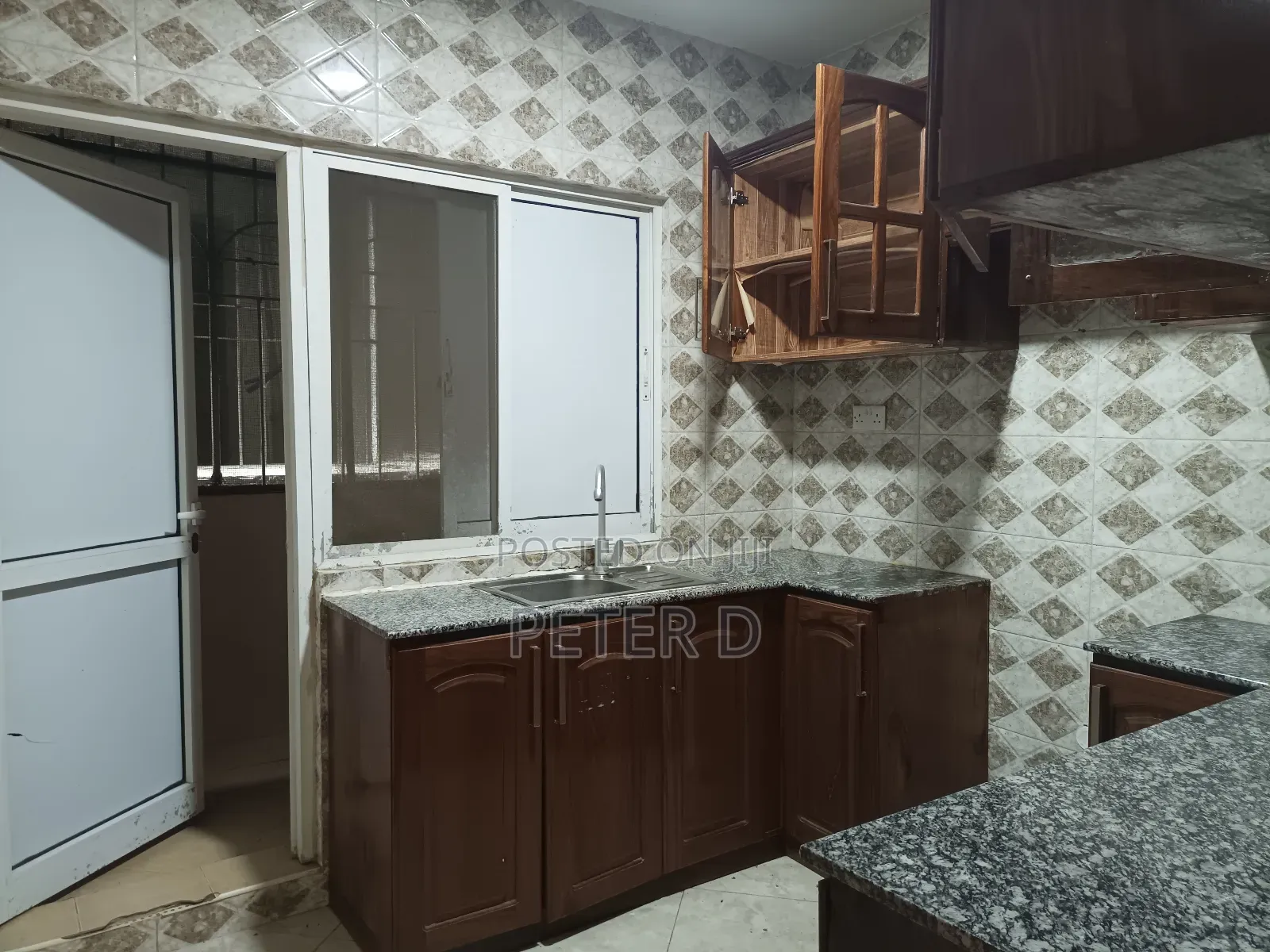 3bdrm Apartment in Kariakoo for rent